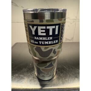 NWT YETI Rambler 30 oz Tumbler with MagSlider Lid – Tan Camo
